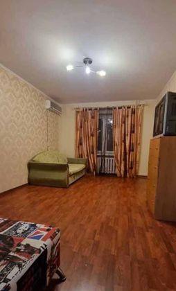 Продажа 1-комнатной квартиры, Краснодар, Парижская улица,  5/3