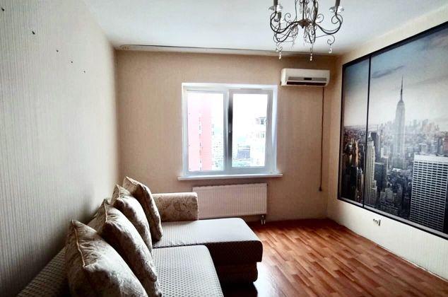 Продажа 2-комнатной квартиры, Краснодар, улица Героя А.А. Аверкиева,  8