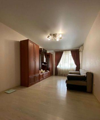 Продажа 1-комнатной квартиры, Краснодар, улица имени Сергея Есенина,  108/9А