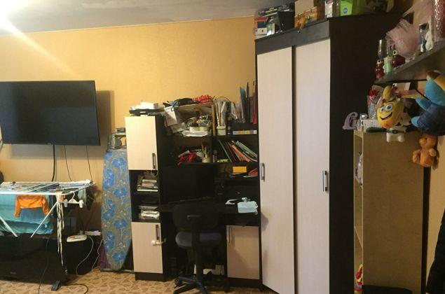 Продажа 1-комнатной квартиры, Краснодар, улица 70-летия Октября,  12/1