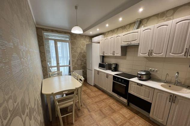 Продажа 2-комнатной квартиры, Краснодар, Красная улица,  176лит4