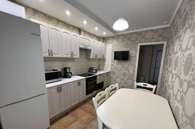 Продажа 2-комнатной квартиры, Краснодар, Красная улица,  176лит4