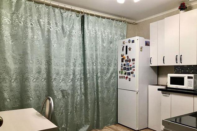 Продажа 1-комнатной квартиры, Краснодар, улица Героя А.А. Аверкиева,  30