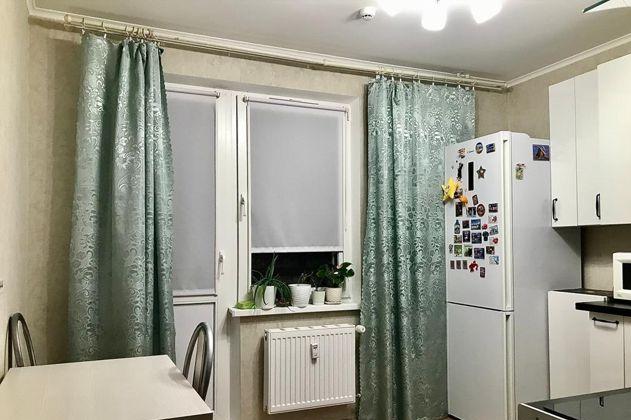 Продажа 1-комнатной квартиры, Краснодар, улица Героя А.А. Аверкиева,  30