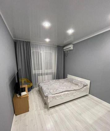 Продажа 2-комнатной квартиры, Краснодар, улица им. Героя Яцкова И.В.,  9к1