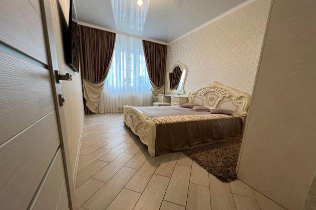 Продажа 2-комнатной квартиры, Краснодар, улица им. Героя Сарабеева В.И.,  3