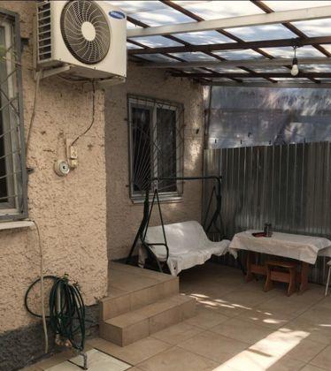 Продажа 2-комнатной квартиры, Краснодар, улица Дзержинского,  89