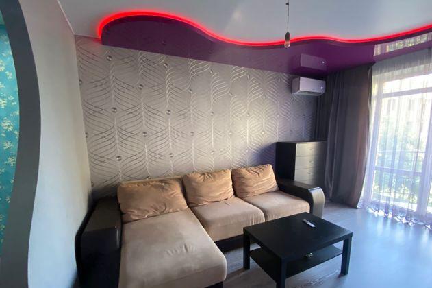 Продажа 1-комнатной квартиры, Краснодар, улица имени Сергея Есенина,  135