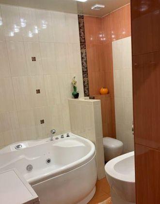 Продажа 2-комнатной квартиры, Краснодар, Гаражная улица,  81/8