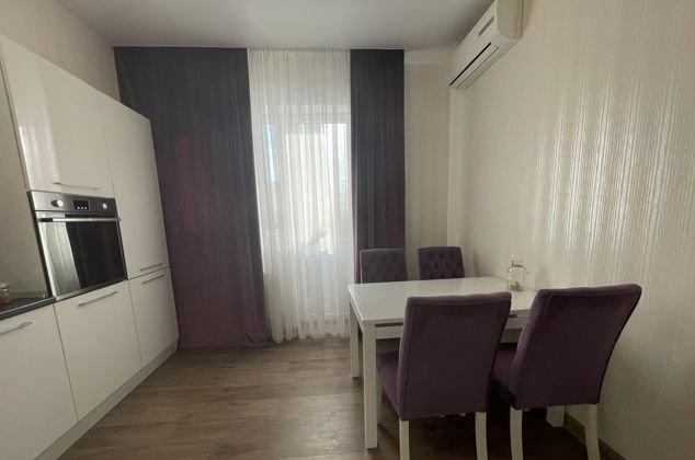 Продажа 2-комнатной квартиры, Краснодар, улица Памяти Чернобыльцев,  6