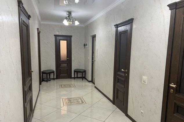 Продажа 3-комнатной квартиры, Краснодар, Платановый бульвар,  4