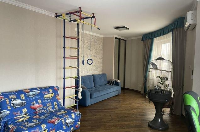 Продажа 3-комнатной квартиры, Краснодар, Платановый бульвар,  4