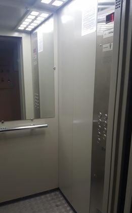 Продажа 3-комнатной квартиры, Краснодар, Севастопольская улица,  9