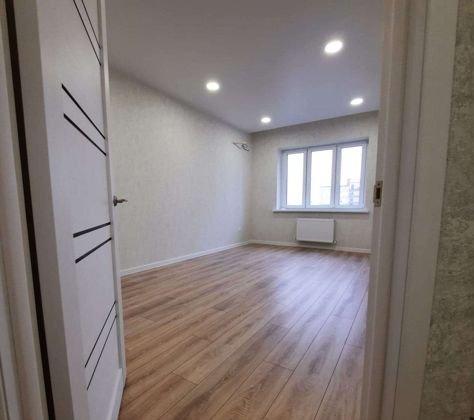 Продажа 2-комнатной квартиры, Краснодар, улица имени Героя Георгия Бочарникова,  8