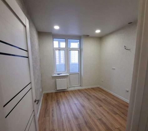 Продажа 2-комнатной квартиры, Краснодар, улица имени Героя Георгия Бочарникова,  8