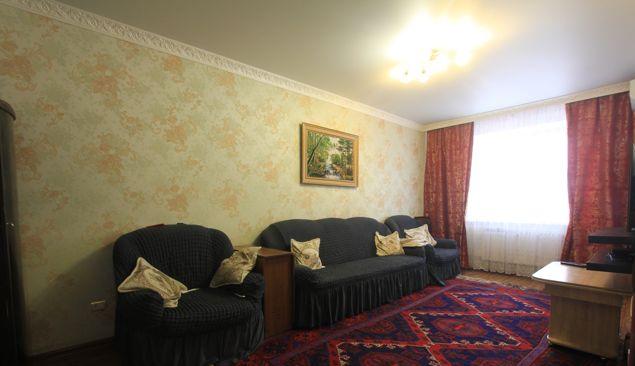 Продажа 2-комнатной квартиры, Краснодар, Ангарская улица,  2/5