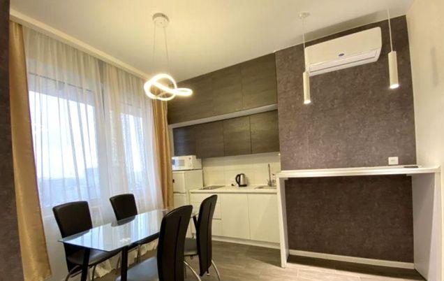 Продажа 1-комнатной квартиры, Краснодар, Рождественская набережная,  41