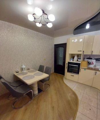 Продажа 2-комнатной квартиры, Краснодар, улица Академика Лукьяненко,  12/1