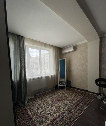 Продажа 2-комнатной квартиры, Краснодар, Российская улица,  72/1к1