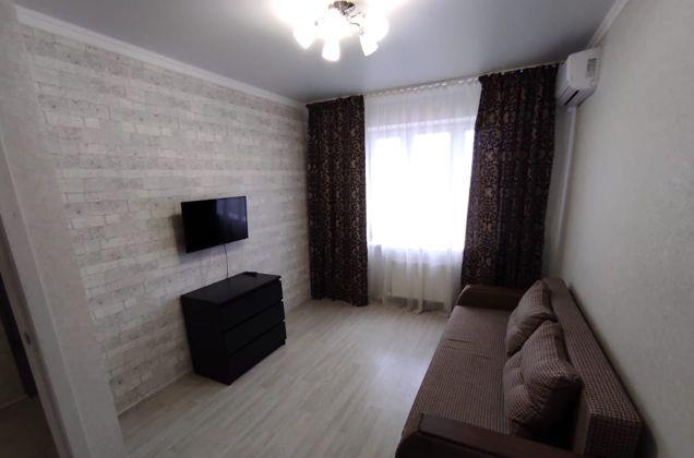 Продажа 1-комнатной квартиры, Краснодар, улица им. Героя Яцкова И.В.,  17