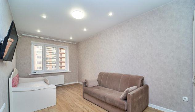 Продажа 2-комнатной квартиры, Краснодар, улица имени Героя Николая Шевелёва,  3