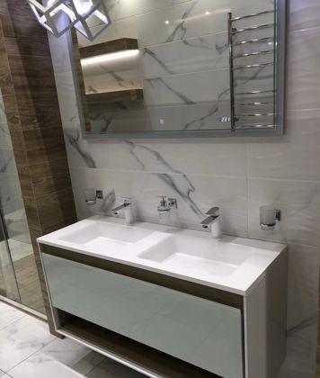 Продажа 2-комнатной квартиры, Краснодар, улица имени Сергея Есенина,  110/1