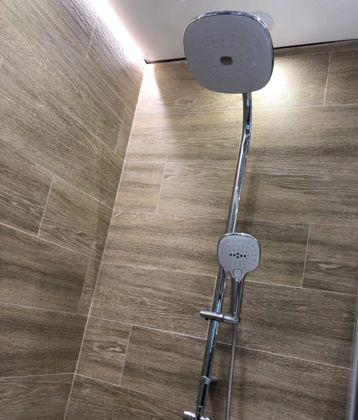 Продажа 2-комнатной квартиры, Краснодар, улица имени Сергея Есенина,  110/1