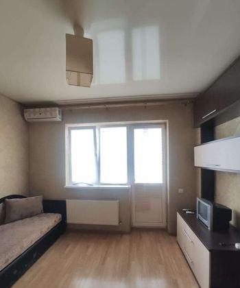 Продажа 1-комнатной квартиры, Краснодар, Карельская улица,  51/7