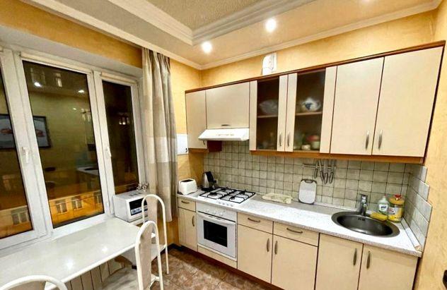 Продажа 2-комнатной квартиры, Краснодар, улица Тургенева,  172