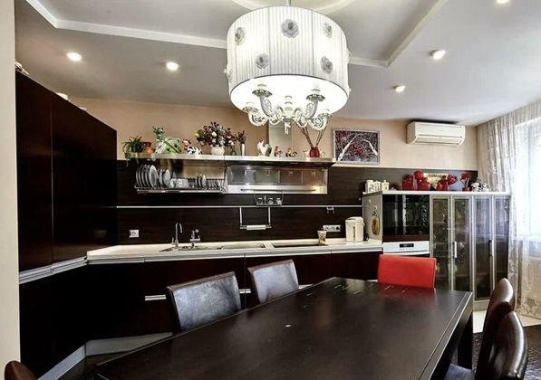 Продажа 3-комнатной квартиры, Краснодар, улица Тургенева,  109