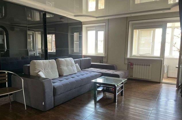 Продажа 2-комнатной квартиры, Краснодар, улица Тургенева,  148