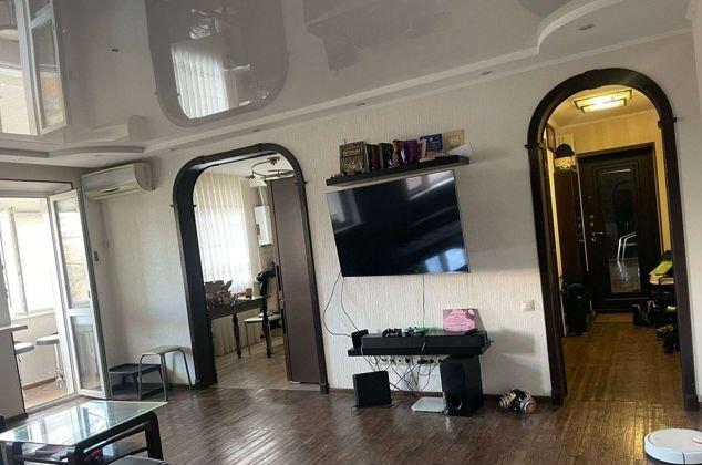 Продажа 2-комнатной квартиры, Краснодар, улица Тургенева,  148