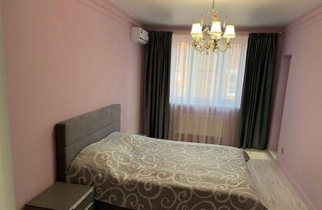 Продажа 2-комнатной квартиры, Краснодар, улица Каляева,  263/4к1