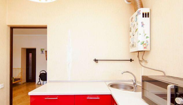 Продажа 2-комнатной квартиры, Краснодар, улица Ленина,  89/1