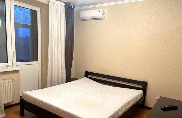 Продажа 2-комнатной квартиры, Краснодар, улица Тургенева,  107