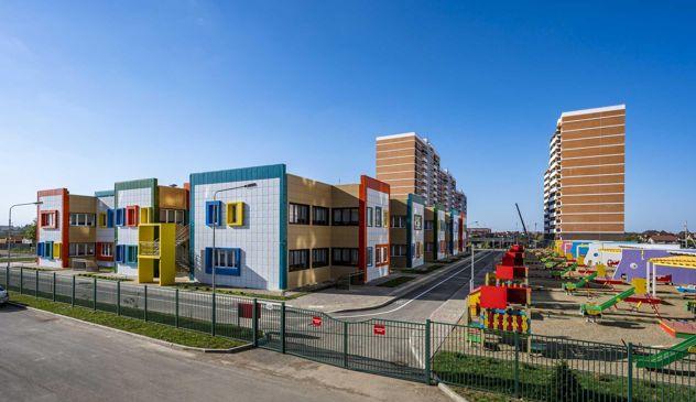 Продажа 3-комнатной квартиры, Краснодар, улица Цезаря Куникова,  24к3