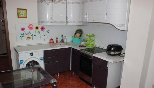 Продажа 1-комнатной квартиры, Краснодар, улица имени Сергея Есенина,  84