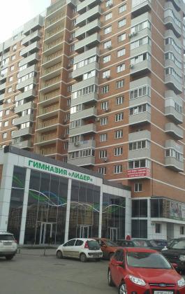 Продажа 2-комнатной квартиры, Краснодар, улица Петра Метальникова,  7