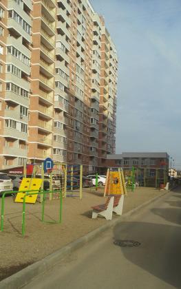 Продажа 2-комнатной квартиры, Краснодар, улица Петра Метальникова,  7