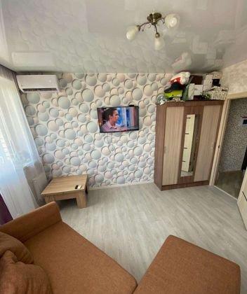 Продажа 1-комнатной квартиры, Краснодар, улица Лётчика Позднякова,  2к2