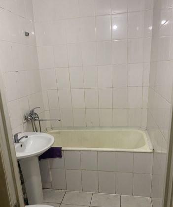 Продажа 3-комнатной квартиры, Краснодар, улица Гагарина,  238