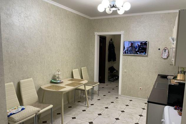 Продажа 1-комнатной квартиры, Краснодар, улица Рахманинова,  30