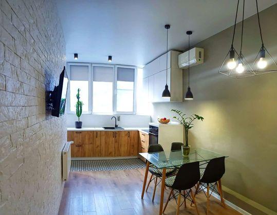 Продажа 2-комнатной квартиры, Краснодар, Российская улица,  267