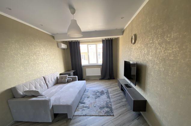 Продажа 1-комнатной квартиры, Краснодар, улица Ратной Славы,  33