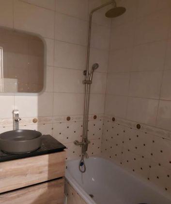 Продажа 2-комнатной квартиры, Краснодар, Парижская улица,  5/3