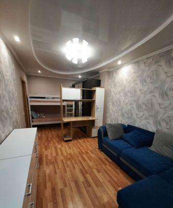 Продажа 2-комнатной квартиры, Краснодар, улица имени Сергея Есенина,  94