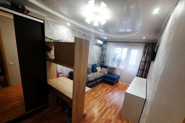 Продажа 2-комнатной квартиры, Краснодар, улица имени Сергея Есенина,  94