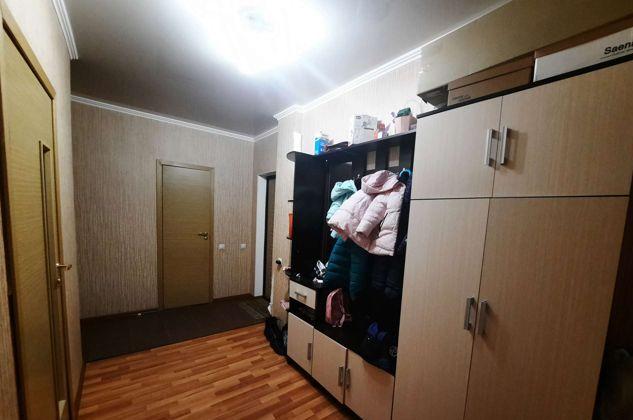 Продажа 2-комнатной квартиры, Краснодар, улица имени Сергея Есенина,  94