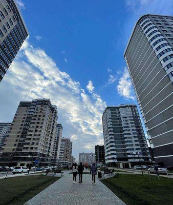 Продажа 2-комнатной квартиры, Краснодар, улица Адмирала Серебрякова,  3к3