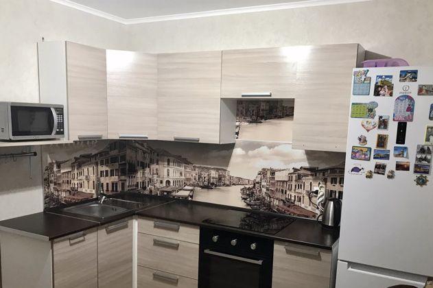 Продажа 1-комнатной квартиры, Краснодар, улица Героя А.А. Аверкиева,  30